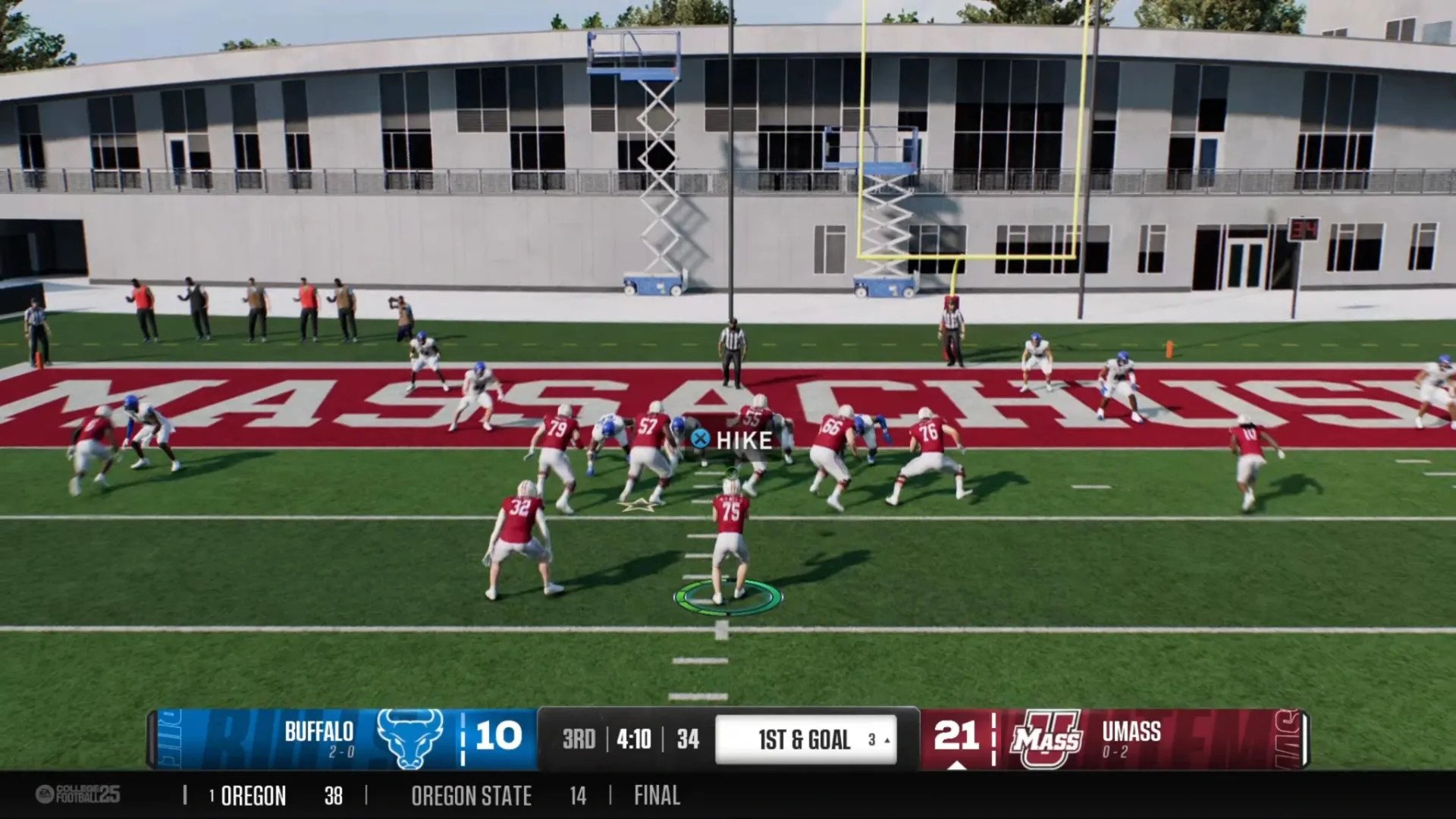 QB taking a snap in Road to Glory.